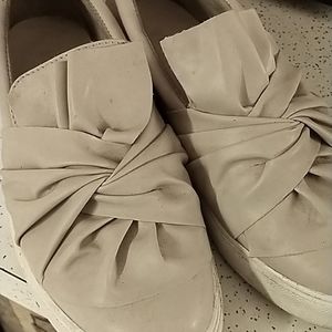 Mia slip on shoes with bow